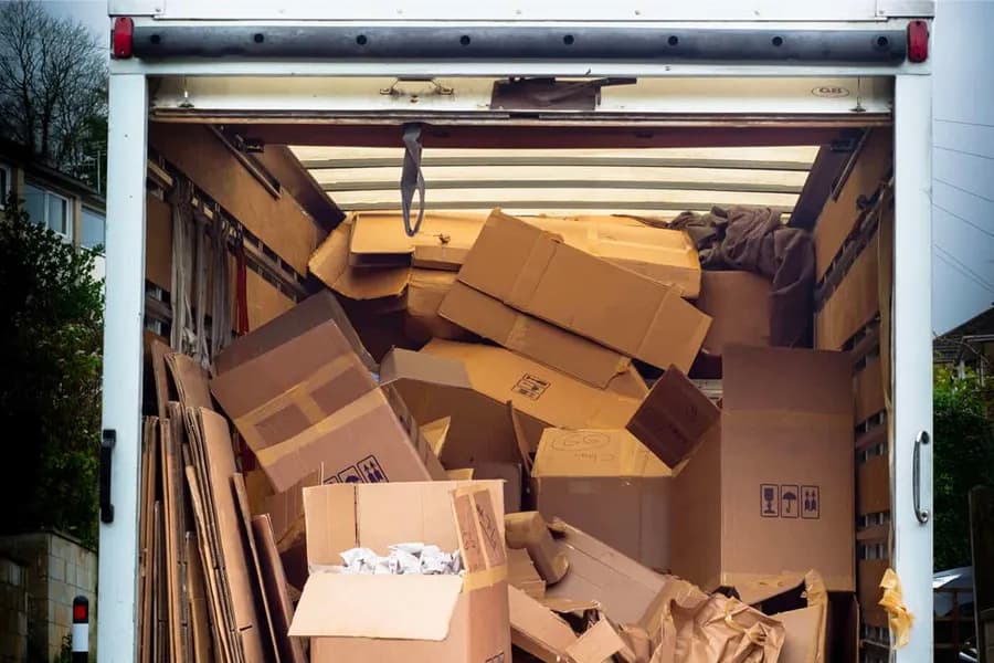 Efficient Dismantling & Disposal for Renovation Projects